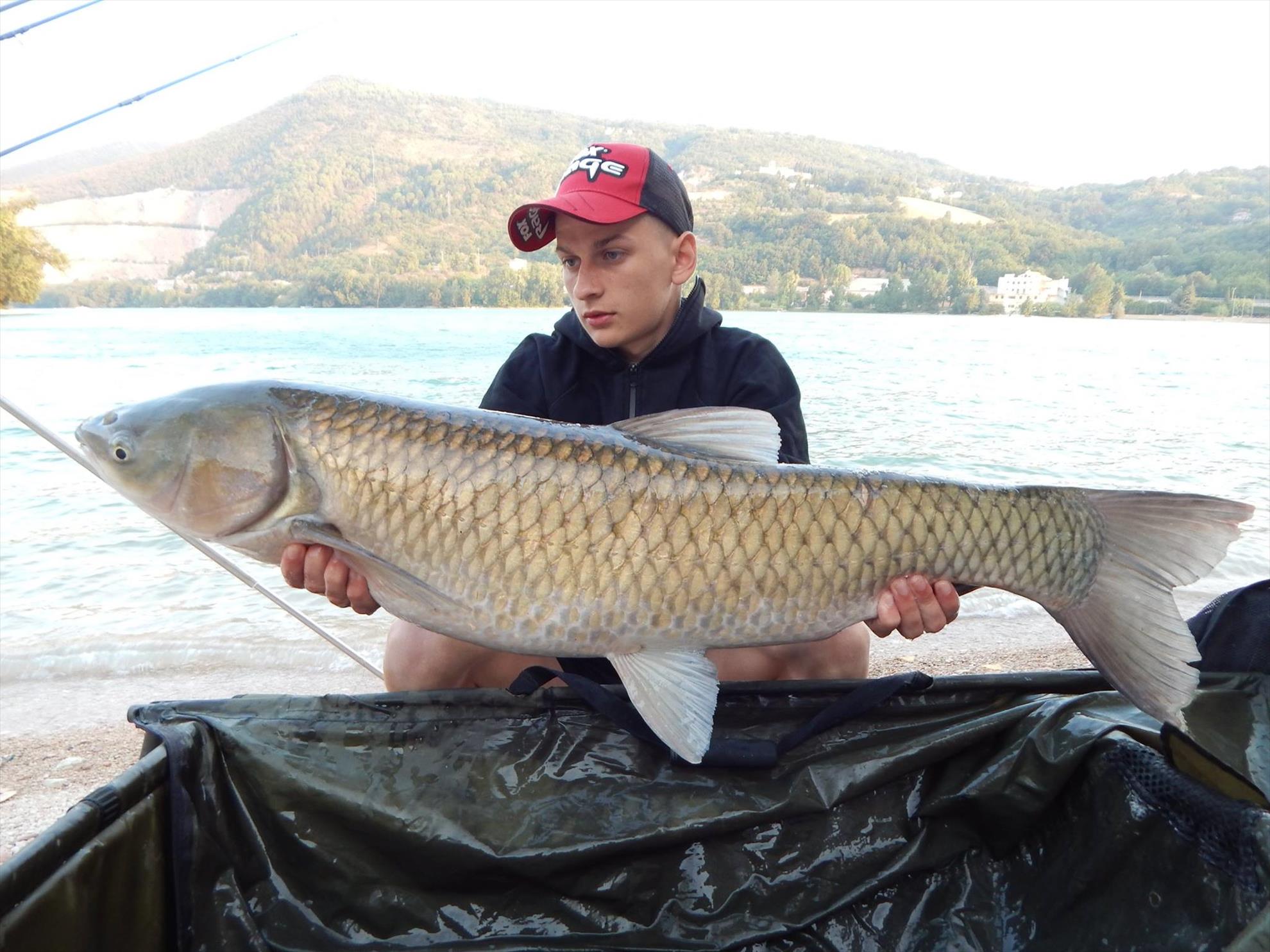 O partida de pescuit in Italia - 119309949045096262898016356499292722781762o.jpg